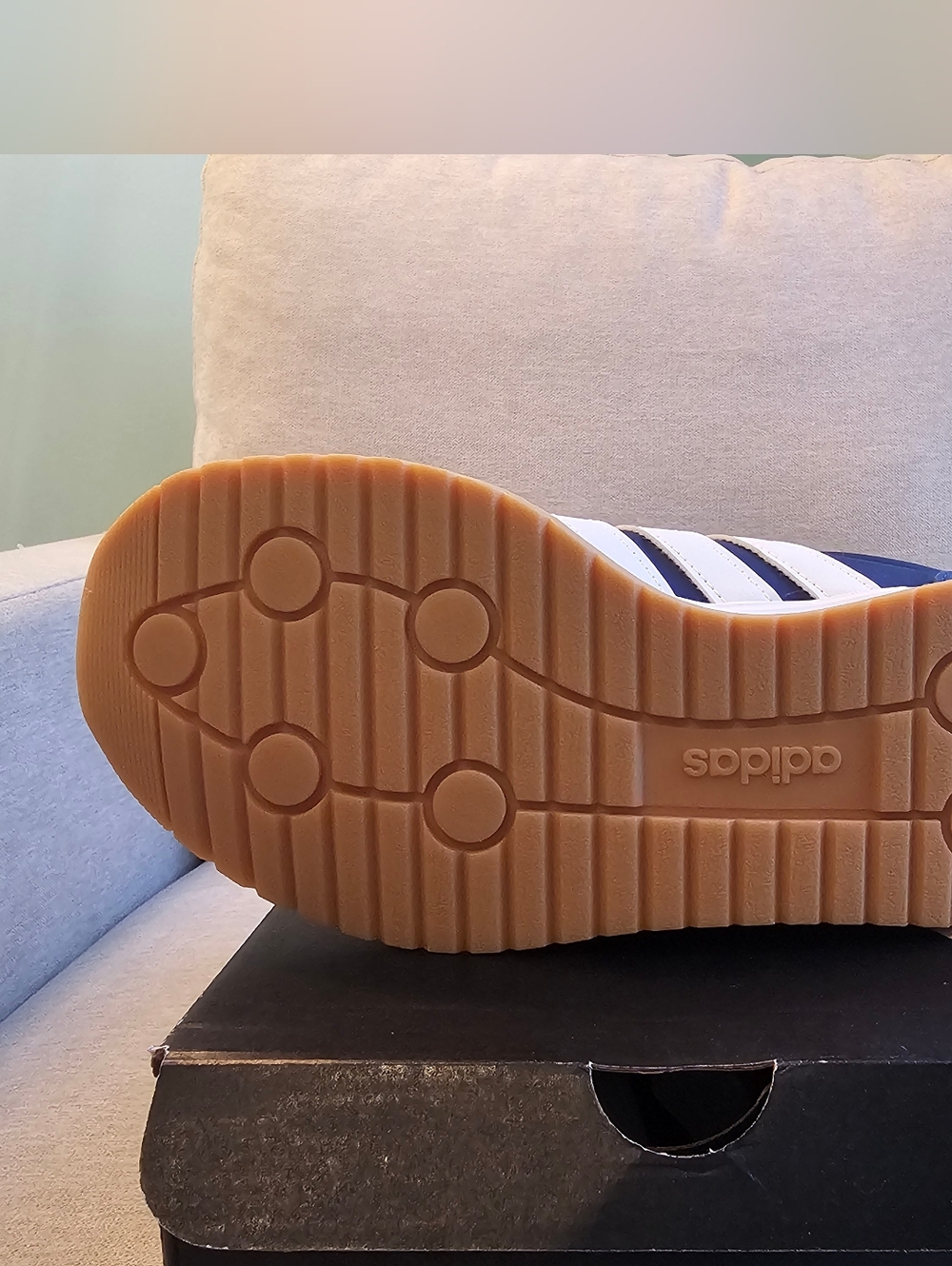 NWT Adidas Kids Run 70's 2.0- Navy/White- Size 5.5 - Picture 3 of 3
